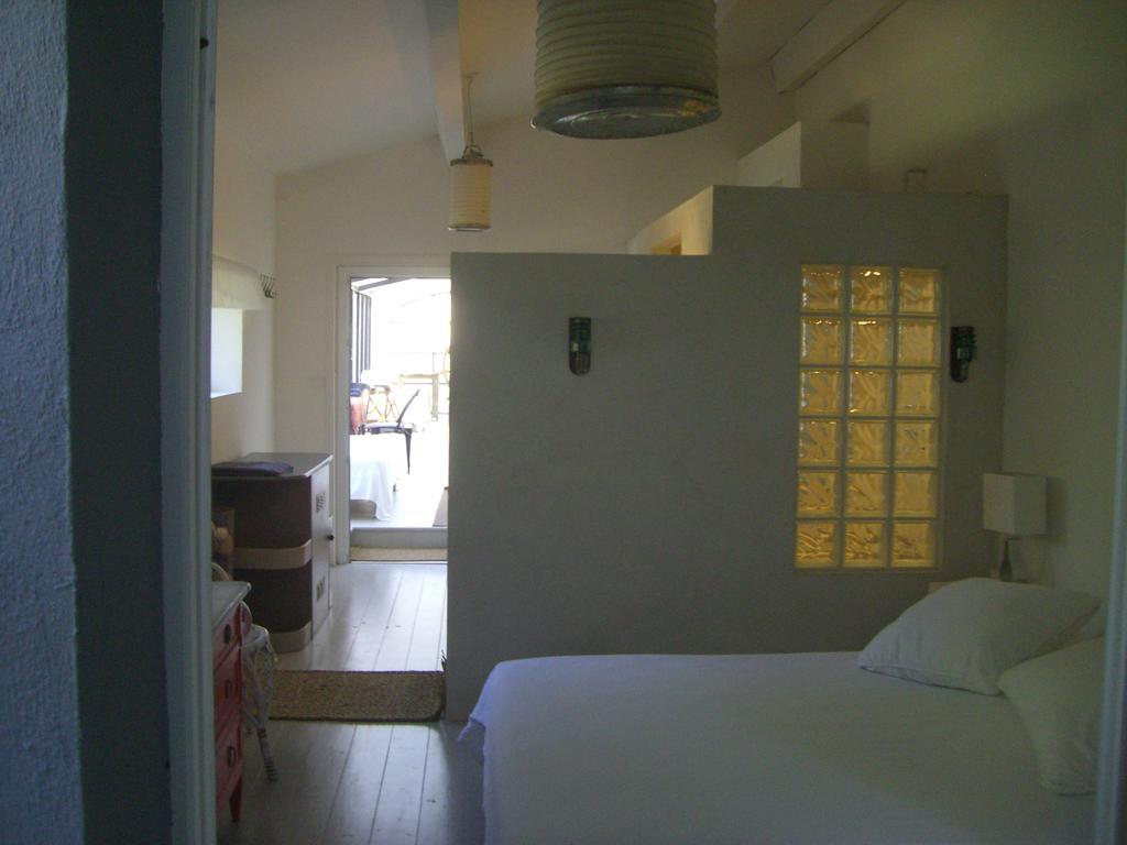 Le Mas De Notre-Dame Bed & Breakfast La Londe-les-Maures Oda fotoğraf